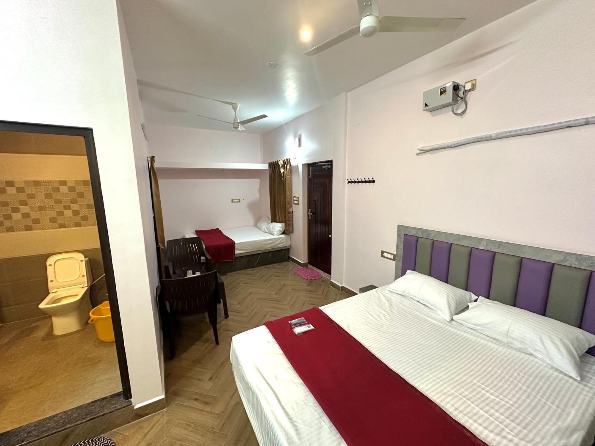 Om Lingeswaran Home Stay Tiruvannāmalai Exterior foto